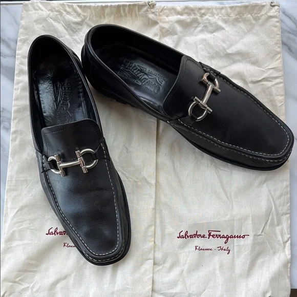 Salvatore Ferragamo | Shoes | Salvatore Ferragamo Black  display picture 1